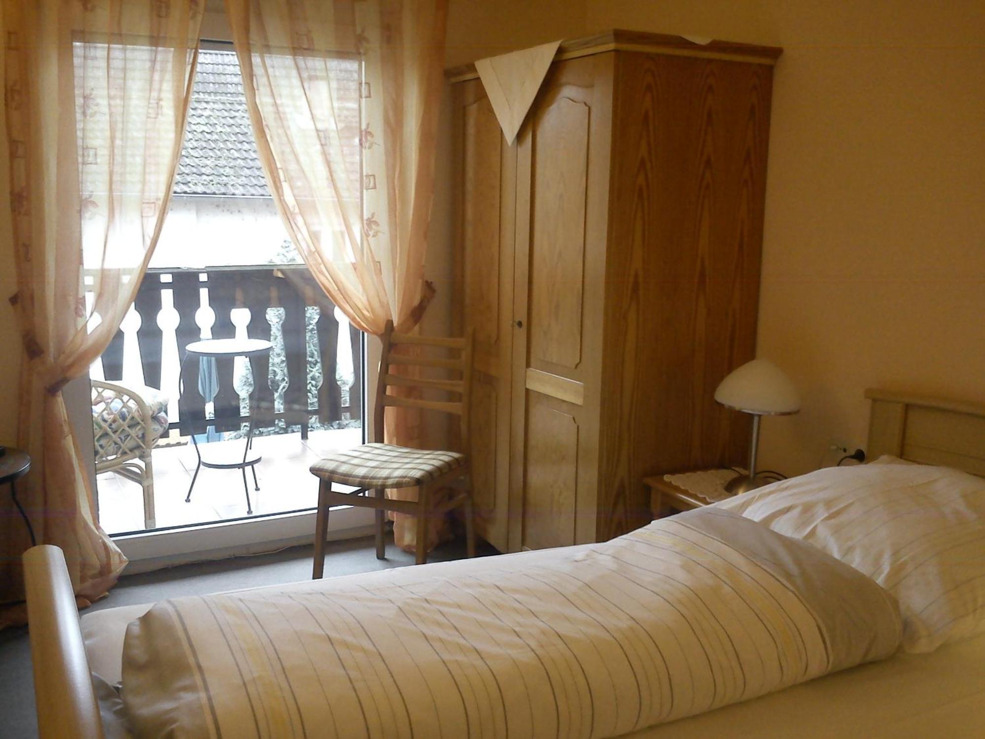 Hotel Zur Kueferschenke Нирштайн Экстерьер фото